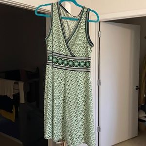 Max Studio Green and White Patterned Midi Dress